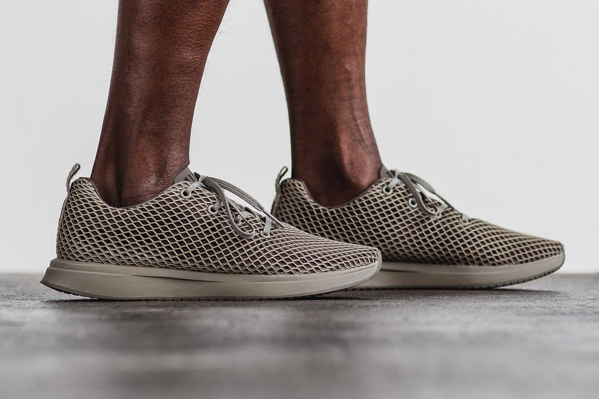 Nobull Mesh Runner Men's Running Shoes Khaki | Australia (KC8134)